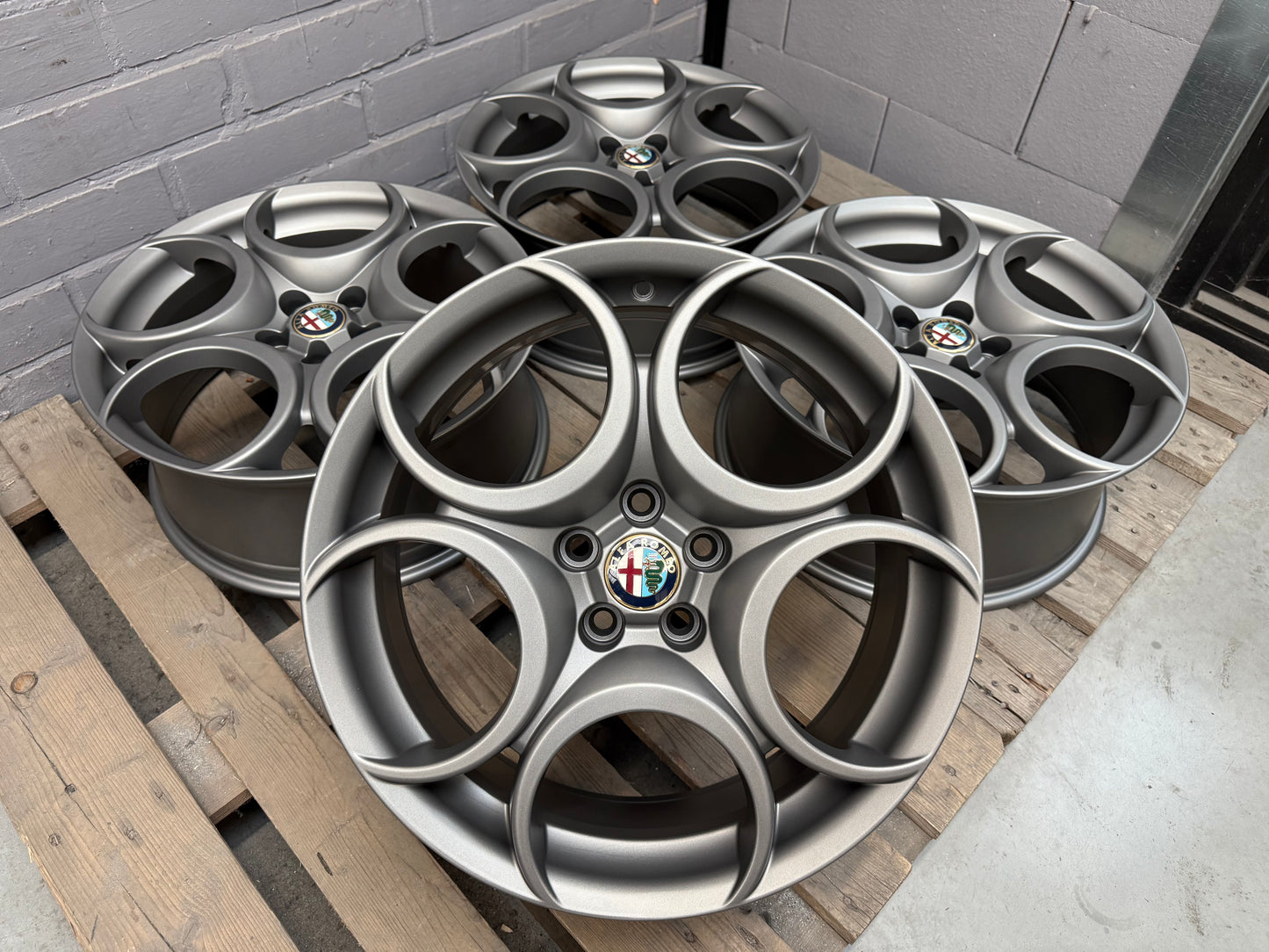 19” Alfa Romeo Prodrive 5x100 wheels ( Brera S )