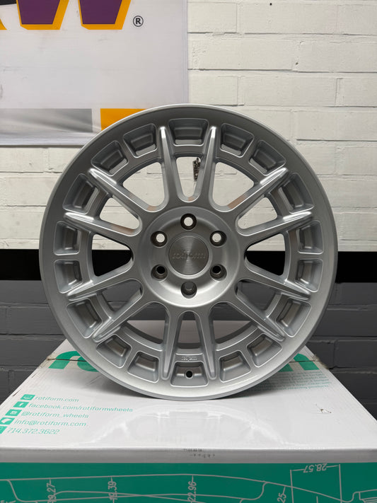18” Rotiform OZR-T 6x120 wheels ( New Vw Transporter & Ford Transit ) (Kopie)