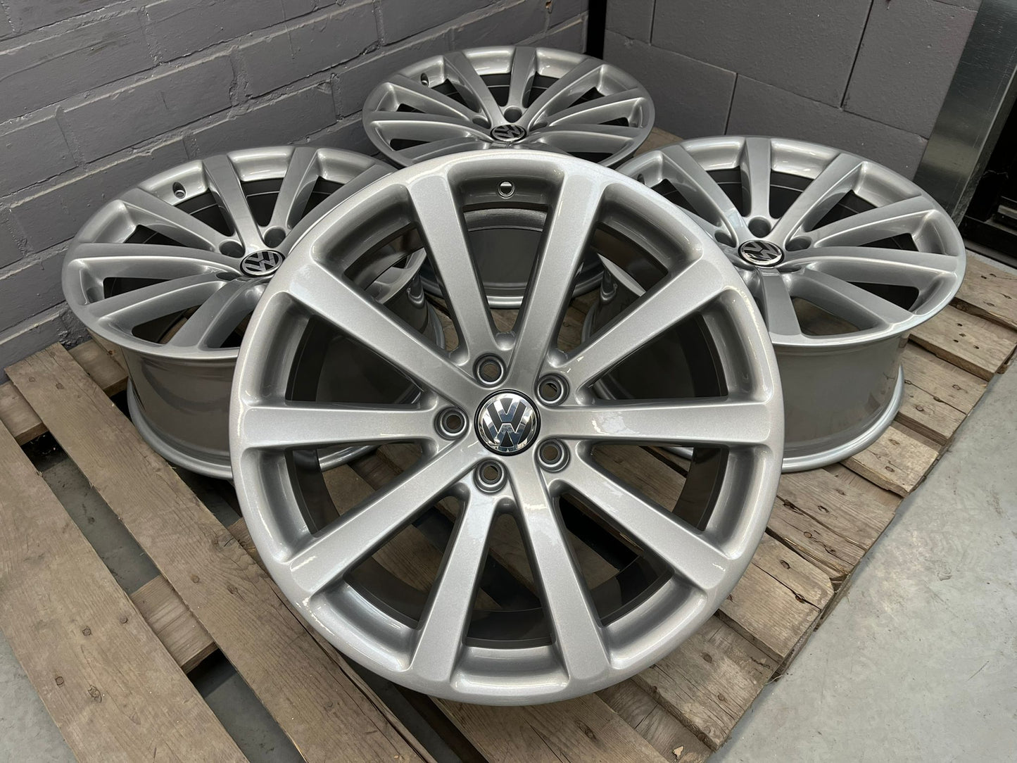 19” Original Vw Omanyt 5x112 Wheels ( Tiguan R36 R32 )