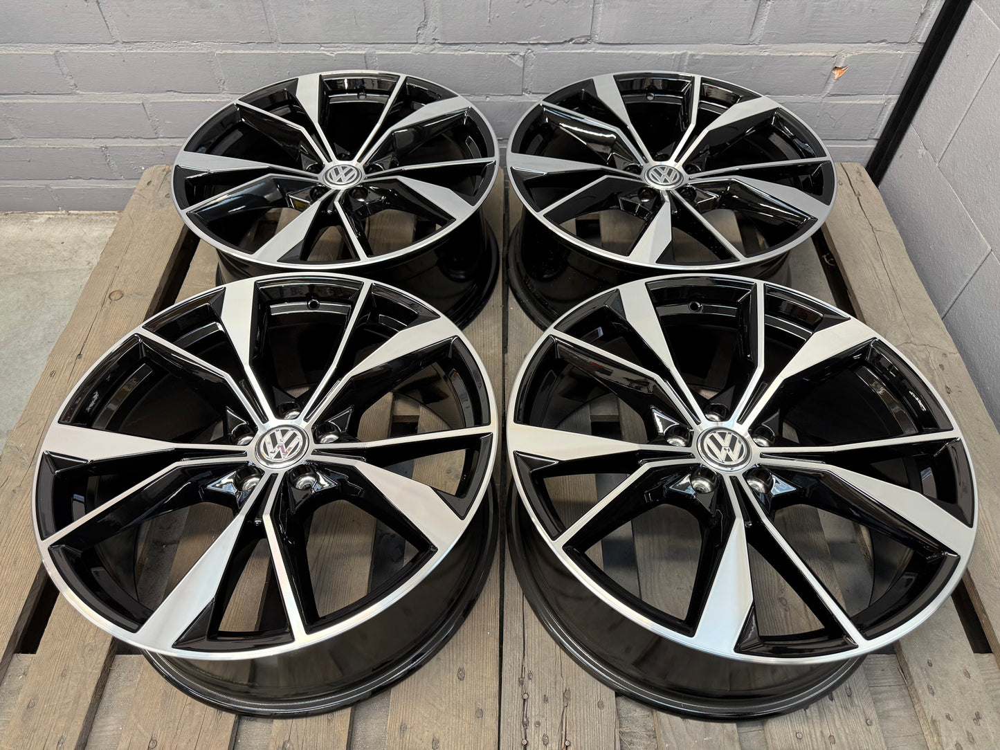 20” New Original Vw Tiguan 5x112 Misano wheels