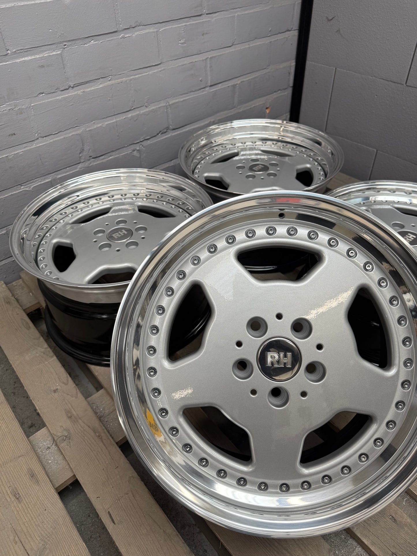 18” RH ZW2 Topline 5x112 wheels ( Mercedes AMG Aero Look )