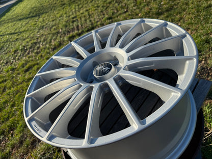 19” Oz Superturismo LM 5x112 wheels