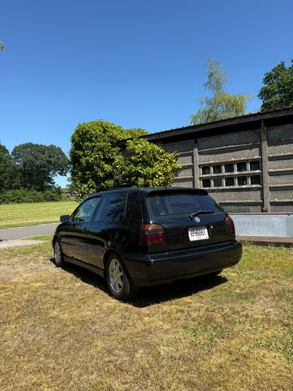 1997 Volkswagen Golf 2.0 GTI ( USA )