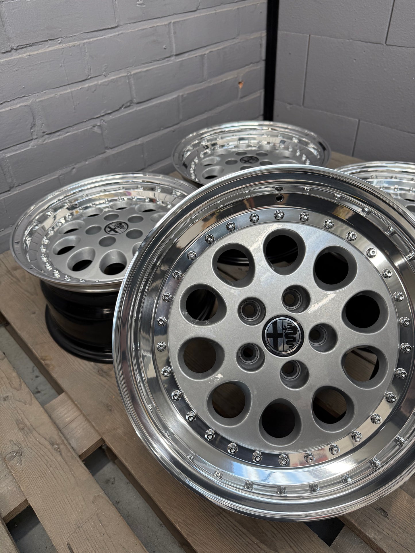 15” Oz Racing Monza 5x98 wheels ( Alfa Romeo )