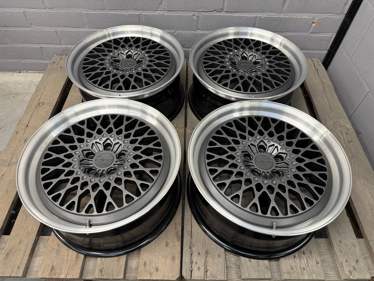 19” Rotiform LHR Forged 5x112 wheels