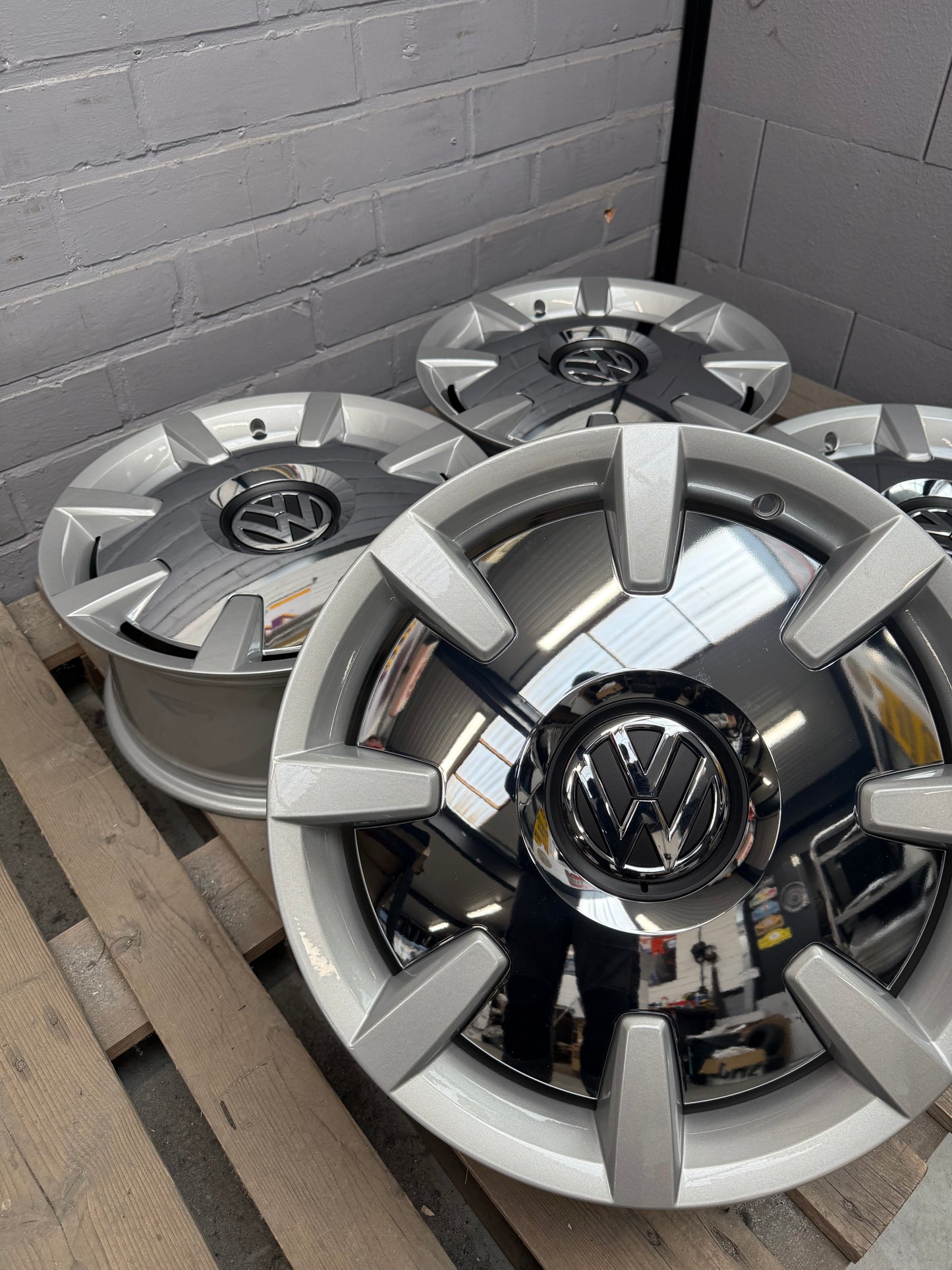 18” Vw Beetle 5x112 wheels ( Disk )