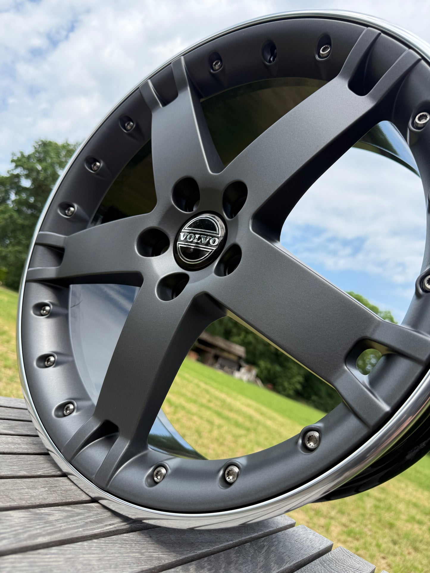 18” Volvo Medea 5x108 wheels ( C30 S40 V40 V50 )