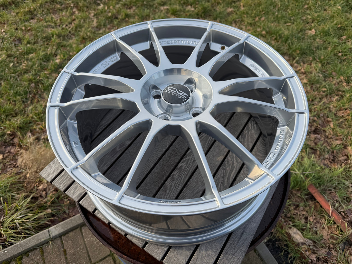 18” Oz Ultraleggera 4x100 wheels
