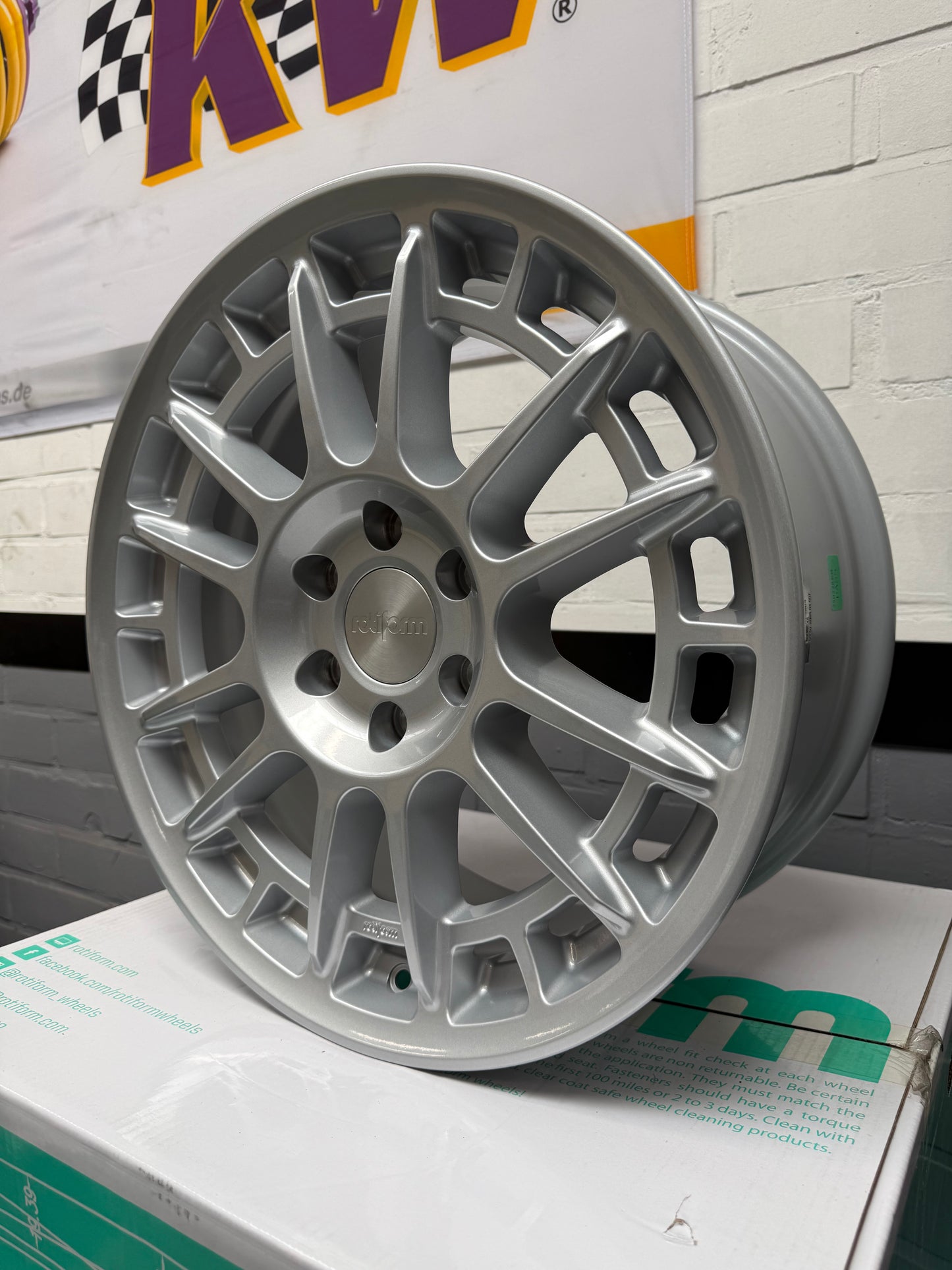 18” Rotiform OZR-T 6x120 wheels ( New Vw Transporter & Ford Transit ) (Kopie)