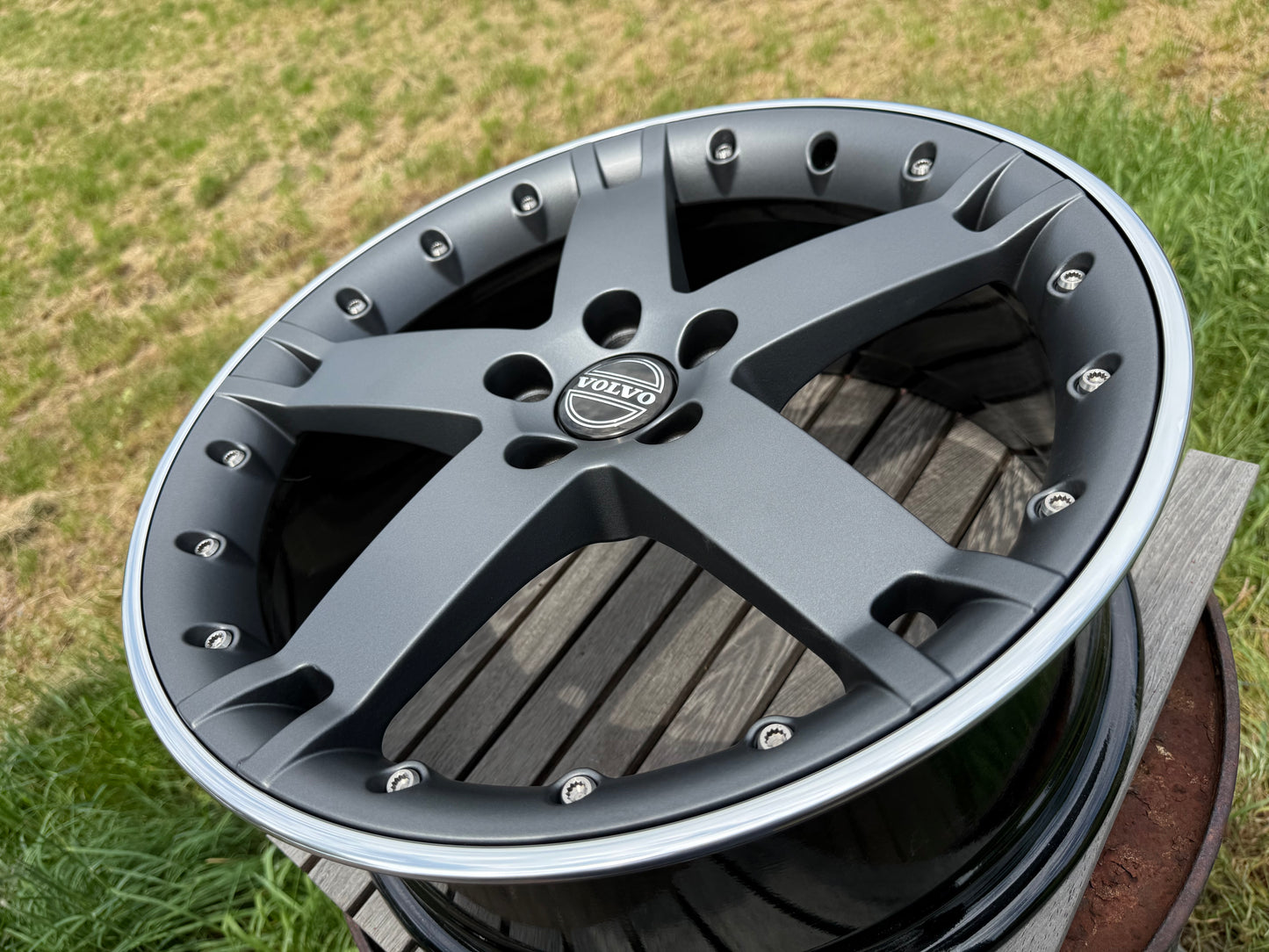 18” Volvo Medea 5x108 wheels ( C30 S40 V40 V50 )
